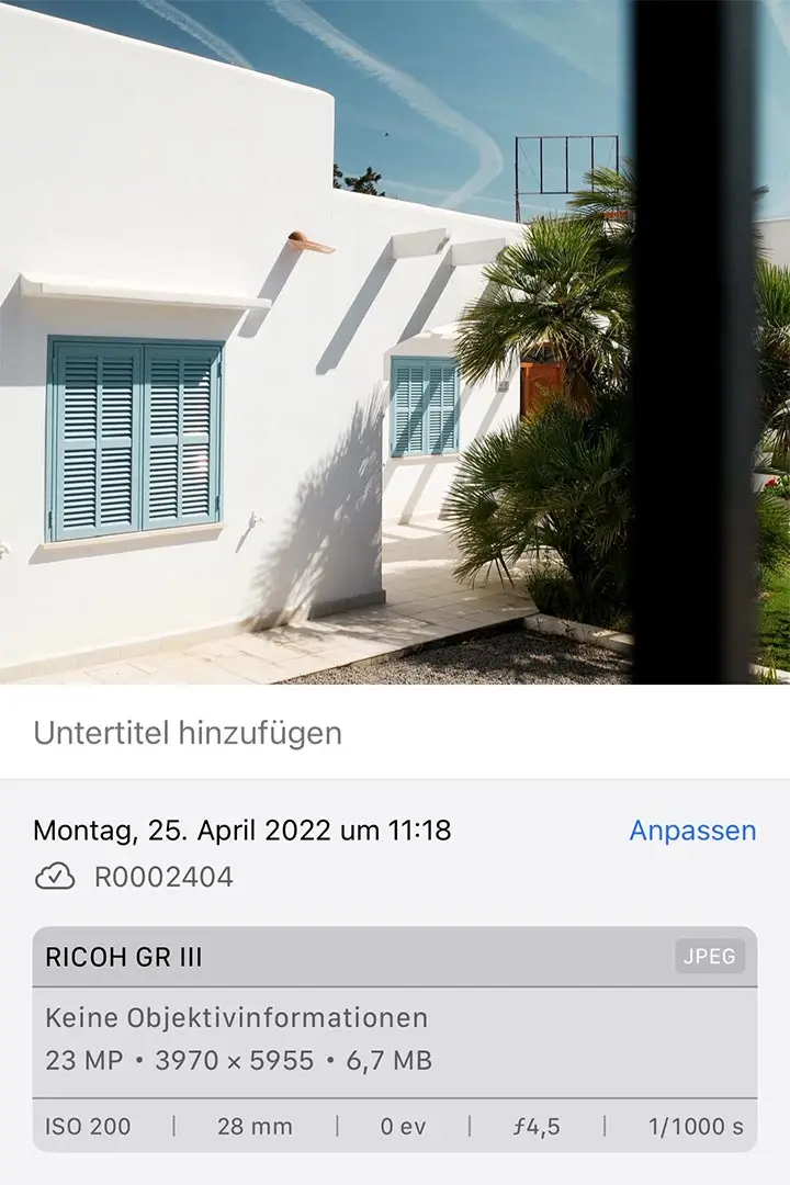 Exif-Daten in der Fotoanzeige: RICOH GR III, ISO 200, 28 mm, f/4.5, 1/1000 s